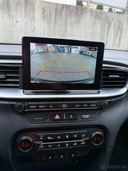 ia Ceed SW 1.6 CRDi 100 kW – First Edition A/T - 18