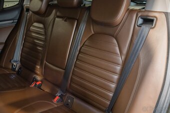 Alfa Romeo Stelvio Q4 / ACC / Lane a. / Kam / Keyless / Carp - 18