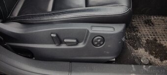 Predám Škoda Superb 2.0 TDI 103kw rok 2012 - 18