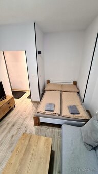 "HODINOVÝ HOTEL" - Banská Bystrica - Discreet Zone - 18