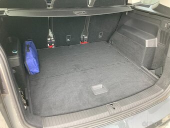 Volkswagen Touran 2.0 TDI DSG - 18