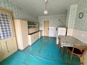 DVOJDOM, GARÁŽ, HOS. BUDOVA na pozemku 1140m² SENICA-KUNOV. - 18