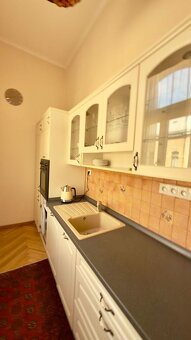 CENTRUM MESTA - HLAVNÁ ULICA, LUXUSNÝ, ZARIADENÝ 3 IZBOVÝ BY - 18