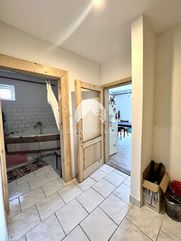 Reality KOMPLEX s.r.o. ponúka na PREDAJ priestranný 5-izbový - 18