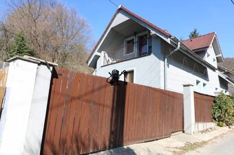 ZNÍŽENÁ cena-viacgeneračný  rodinný dom v Borinke - 18