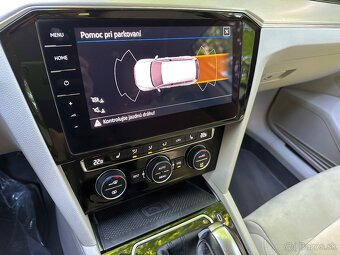 Volkswagen Passat Variant 2.0 TDI EVO Elegance DSG - 18