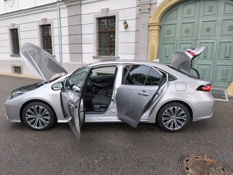 Toyota Corolla 1.6 benzín - 18