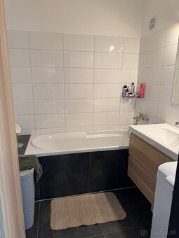 Predám kompletne zariadený 3-izbový byt – 78,5 m² na pešej - 18