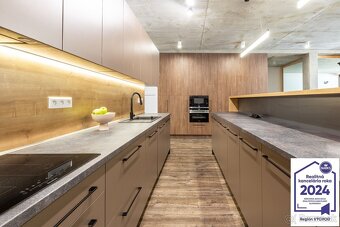 Dvojpodlažný rodinný dom - novostavba, Malá Ida - 18