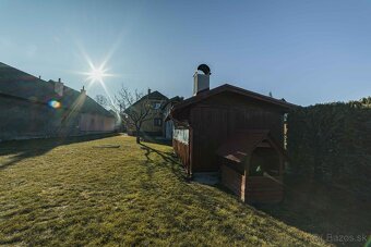 Zaujímavý rodinný dom v obci Mošovce - 18