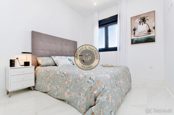 Luxusný dom 4+kk s bazénom, Torrevieja-Los Montesinos, Špani - 18