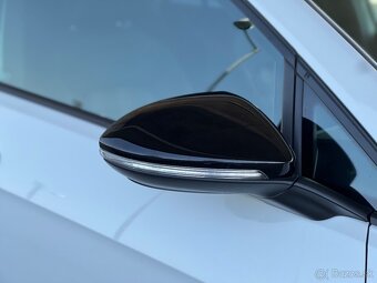 Volkswagen Golf GTI - 18