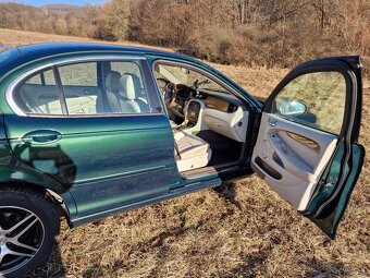 Jaguar X-Type 2.5 benzin - 18