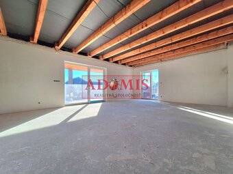 Predáme bungalov Veľká Ida 160m2 + teraska 30m2, 943m2 pozem - 18