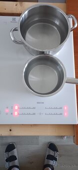 Predam plne funkcnu indukcnu Electrolux EHI6540FHK - 18