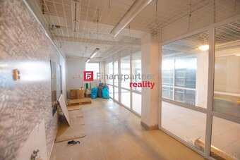 Exkluzívne Vám ponúkame na predaj polyfunkčný dom v centre T - 18