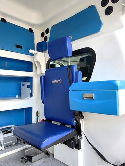 Ford Transit 2,0 TDCi 4X4 L2H2 Sanitka - 18