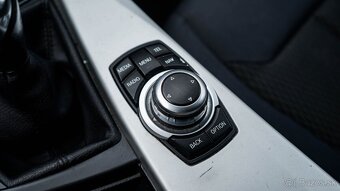 BMW Rad 3 318d f30 - 18