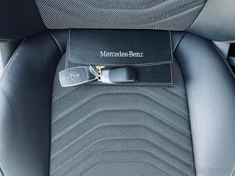 Mercedes Benz GLB 180d - 18