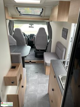Pilote-JOA,1500km,5osob,garaz,klima,tempo,solar,alu,023,novy - 18