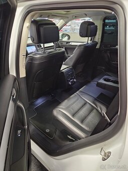 Volkswagen Touareg 3.0 V6 TDI R-line 150kw bez vzduchu - 18