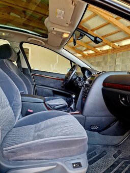 407 SW executive 2.0Hdi - 18