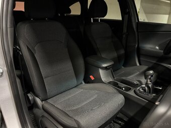 Hyundai i30 CW 1.5 T-GDi mHEV,,2022,40000km,LED,1.majiteľ - 18