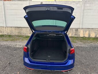 VW Passat R-Line - 18