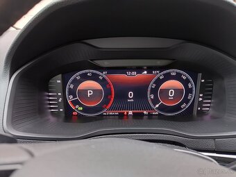 skoda karoq scout - 18