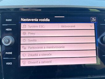 VW Passat 2.0 TDI 110KW Business - 18