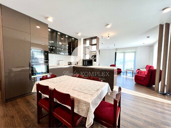 Reality KOMPLEX s.r.o. ponúka na PRENÁJOM exkluzívny rodinný - 18