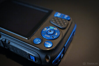 Canon PowerShot D30 - 18