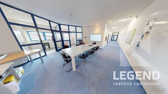 Kancelárske priestory Nové Mesto nad Váhom, 451 m2, parking - 18