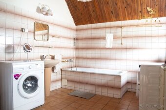 Nová cena Zaujímavý rodinný dom v nádhernej prírode - 18