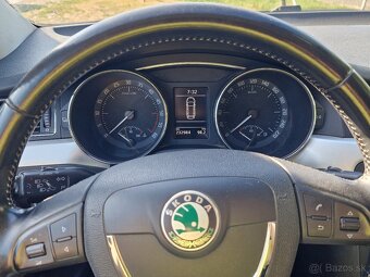 Škoda Superb Combi 1.6TDI,234000 km,08/2013,77kw - 18