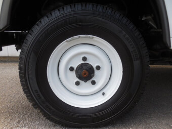 Land Rover Defender 2.2 TDCI, 2012, 76 000 km - 18
