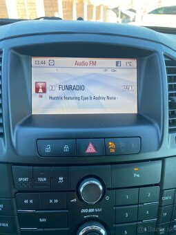 Opel Insignia sport tourer - 18