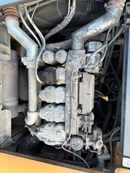 Pásové rýpadlo Liebherr R934C HDS 16.600 MTH - 18