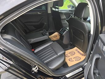Škoda Superb Premium Edition 147kW KESSY vyhr.čelné sklo sed - 18