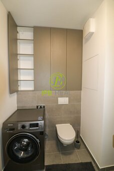 1/2 PROVÍZIA Krásny 2-izb. byt s PARK.MIESTOM a BALKÓNOM v  - 18