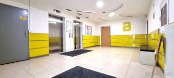 KLIMATIZOVANÝ, ČERSTVO VYMAĽOVANÝ  2i. BYT 55m2 S PARKINGOM - 18