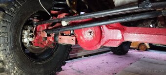 Suzuki Samurai off-road špeciál s portálovými nápravami - 18