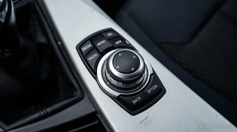 BMW Rad 3 318d e90 - 18