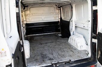 Renault Trafic 70kW (2020) - 18