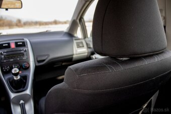 Toyota Auris - 18