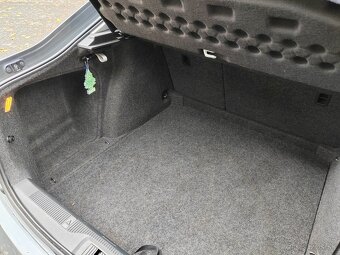 ŠKODA OCTAVIA 2 FACELIFT 1.6 TDI KÚPENA V SR - 18