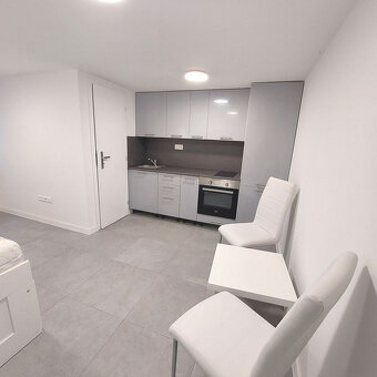 Rekreačný pozemok s chatkou, Zlaté piesky, 250m2, elektrina, - 18