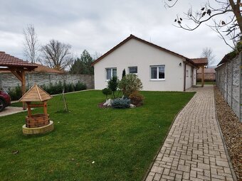 Dva rodinne domy - 18