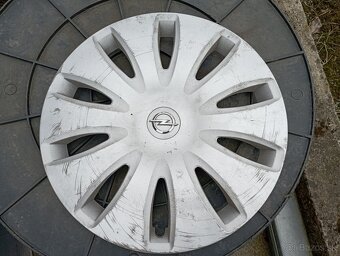 1ks puklica VW 14", Toyota 14", Skoda 15", Honda 14" - 18