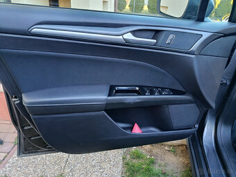 Ford Mondeo combi 2016 2.0 TDCi TITANIUM - 18